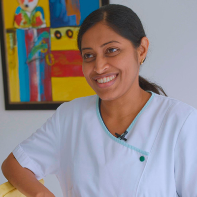 Aswini-Veerasamy Aswini Veerasamy Tandarts